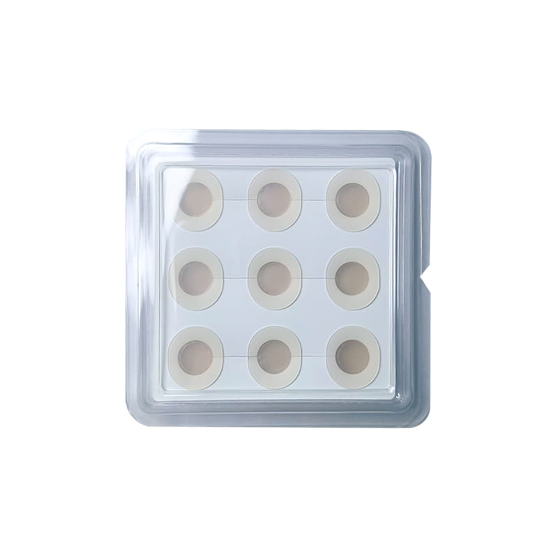 Mikrojehličková náplast na akné